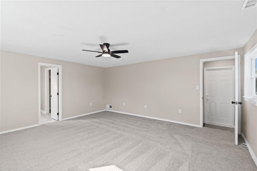 Photo 32 of 38 - 3101 56th Terrace, Kansas City, MO 64119