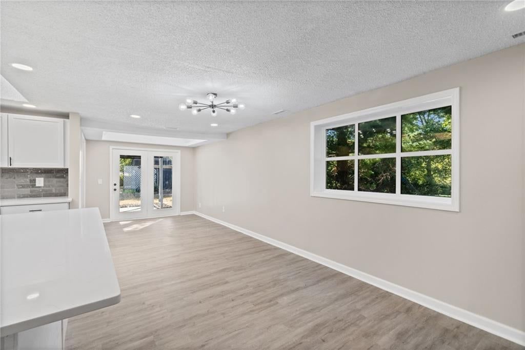 Photo 13 of 38 - 3101 56th Terrace, Kansas City, MO 64119