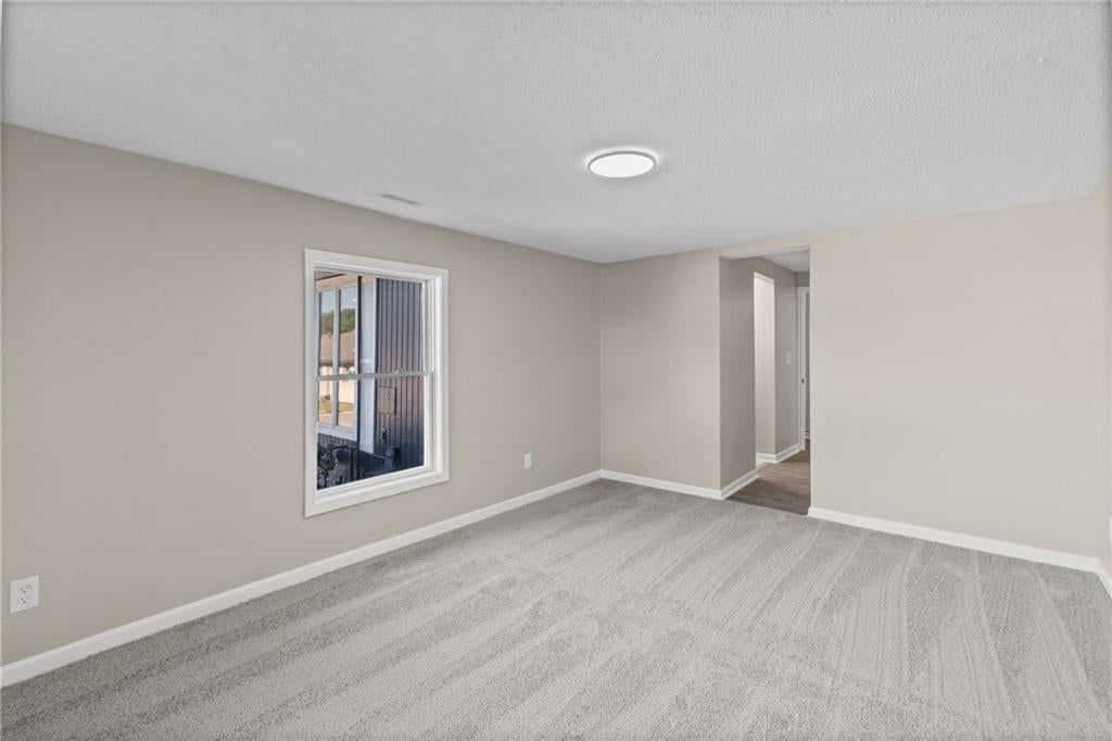 Photo 19 of 38 - 3101 56th Terrace, Kansas City, MO 64119