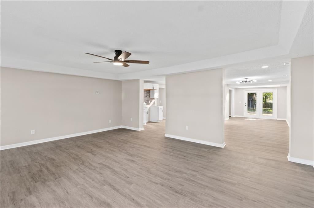 Photo 10 of 38 - 3101 56th Terrace, Kansas City, MO 64119