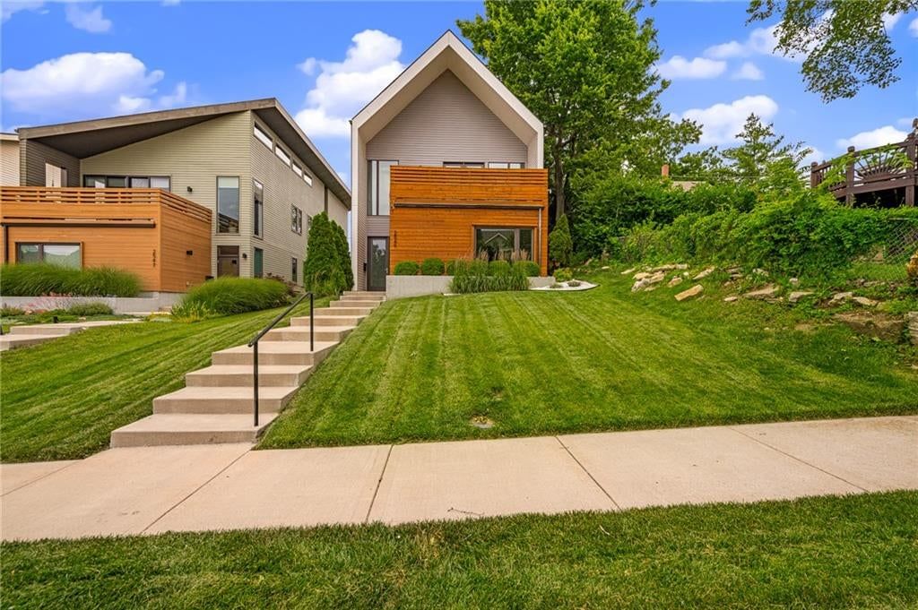 2549 Tracy Avenue, Kansas City, MO: listing photo 2
