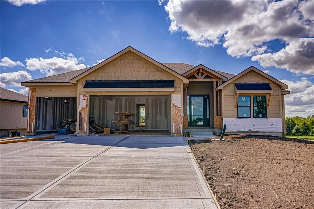 13 Red Fox Circle, Lake Winnebago, MO