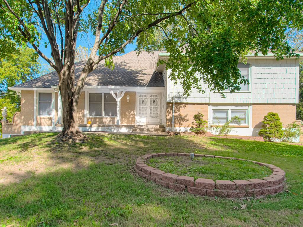 14616 E 43rd Street S, Independence, MO
