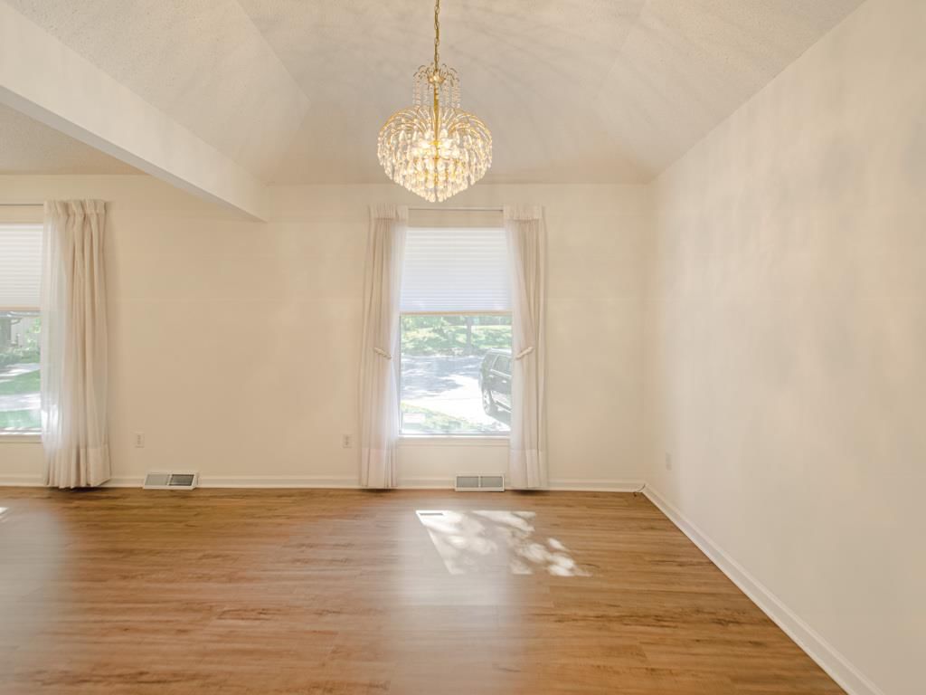 Photo 6 of 48 - 14616 E 43rd Street S, Independence, MO 64055