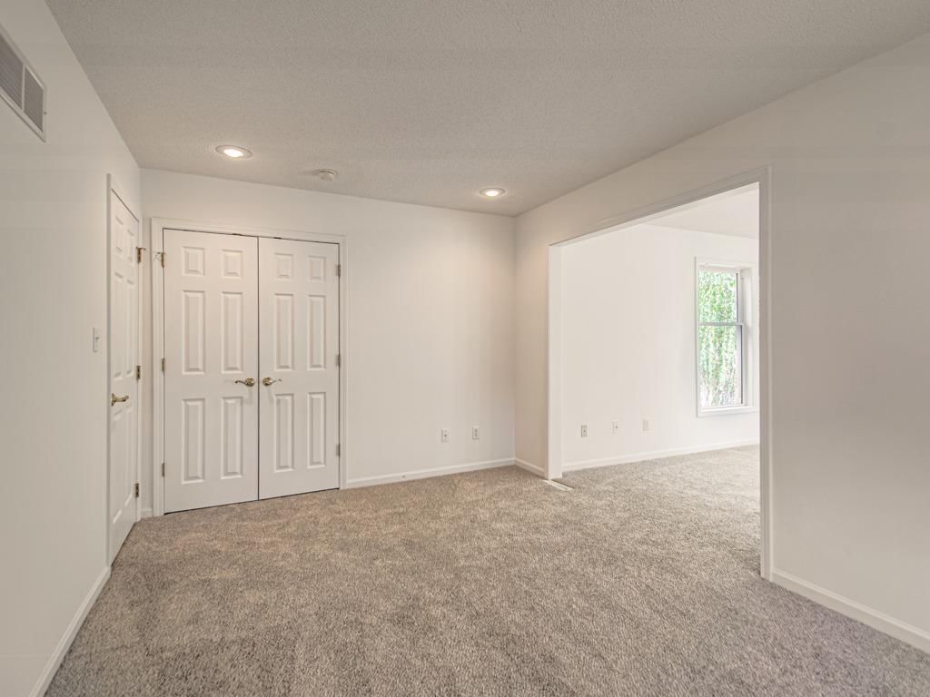 Floor-to-ceiling windows, sunroom and wall of windows at 14616 E 43rd Street S, Independence, MO 64055