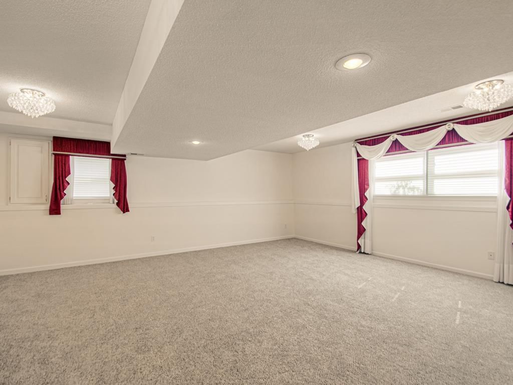 Finished basement at 14616 E 43rd Street S, Independence, MO 64055