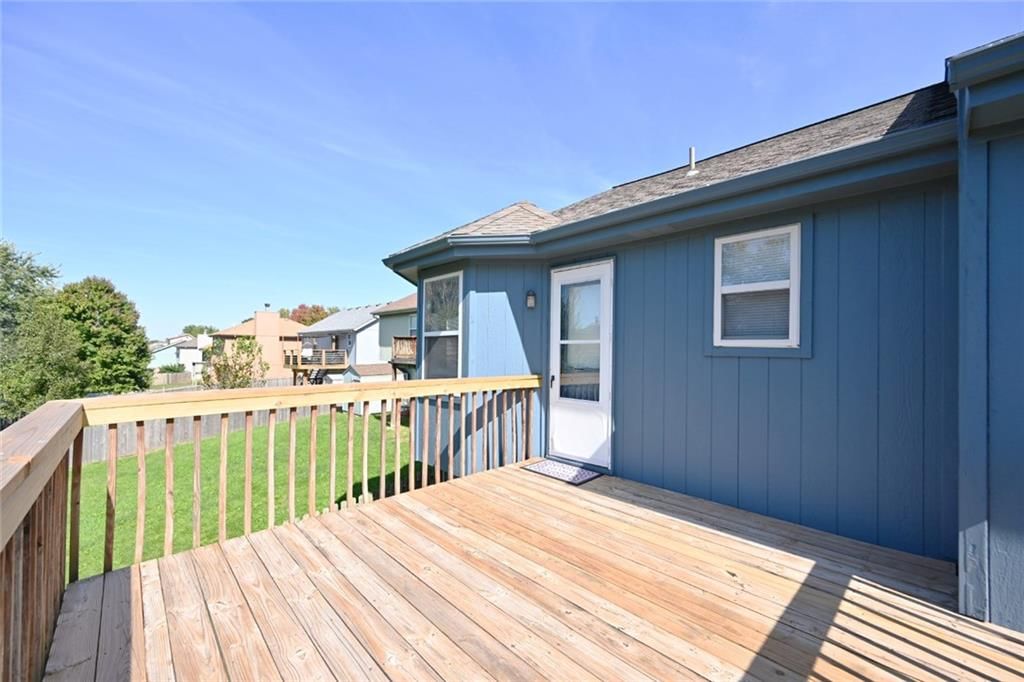 Deck at 11304 N NASHUA Drive, Kansas City, MO 64155