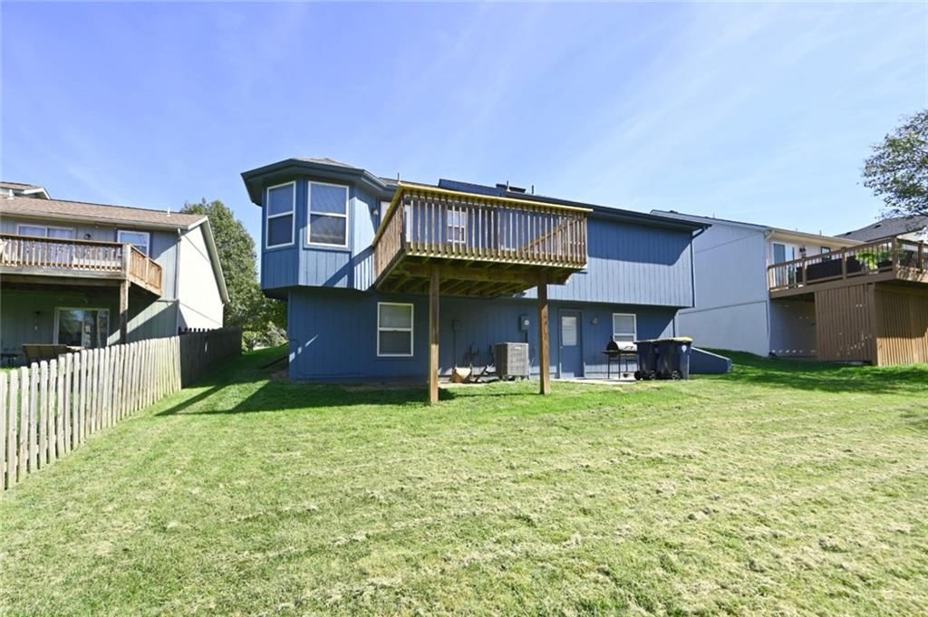 Photo 30 of 31 - 11304 N NASHUA Drive, Kansas City, MO 64155