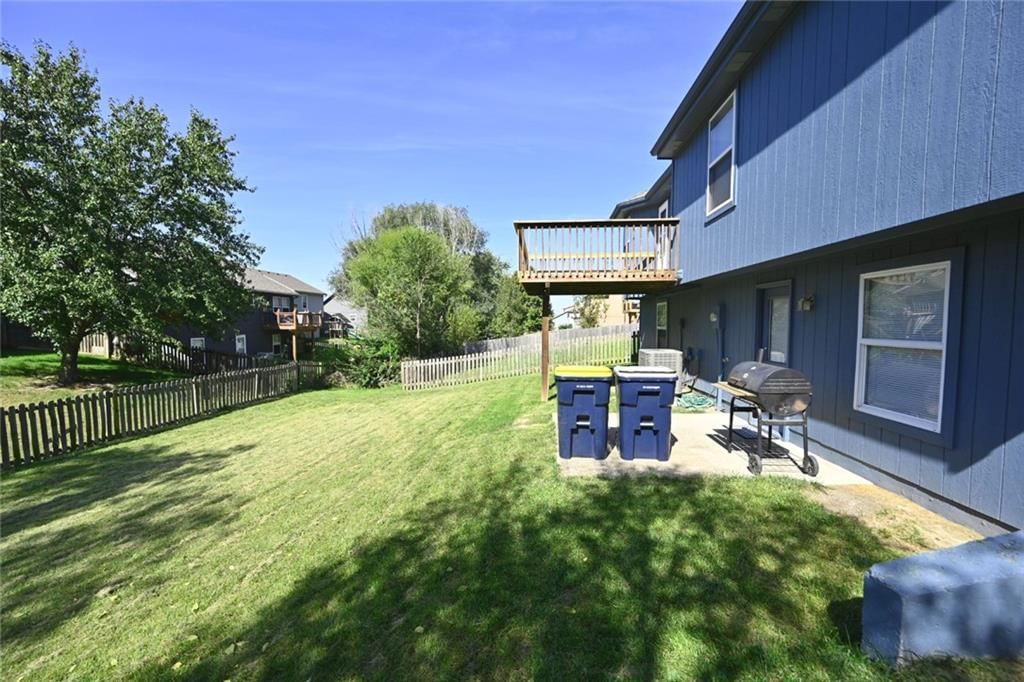 Photo 31 of 31 - 11304 N NASHUA Drive, Kansas City, MO 64155