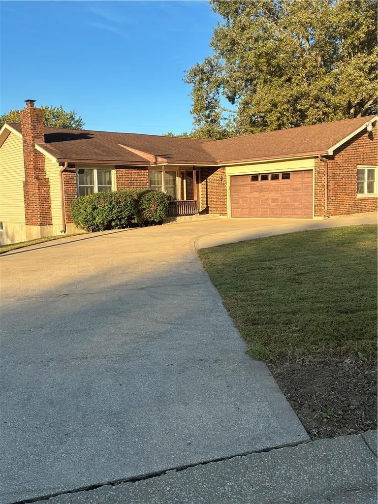 120 Ferncliff Street, Lansing, KS: listing photo 2