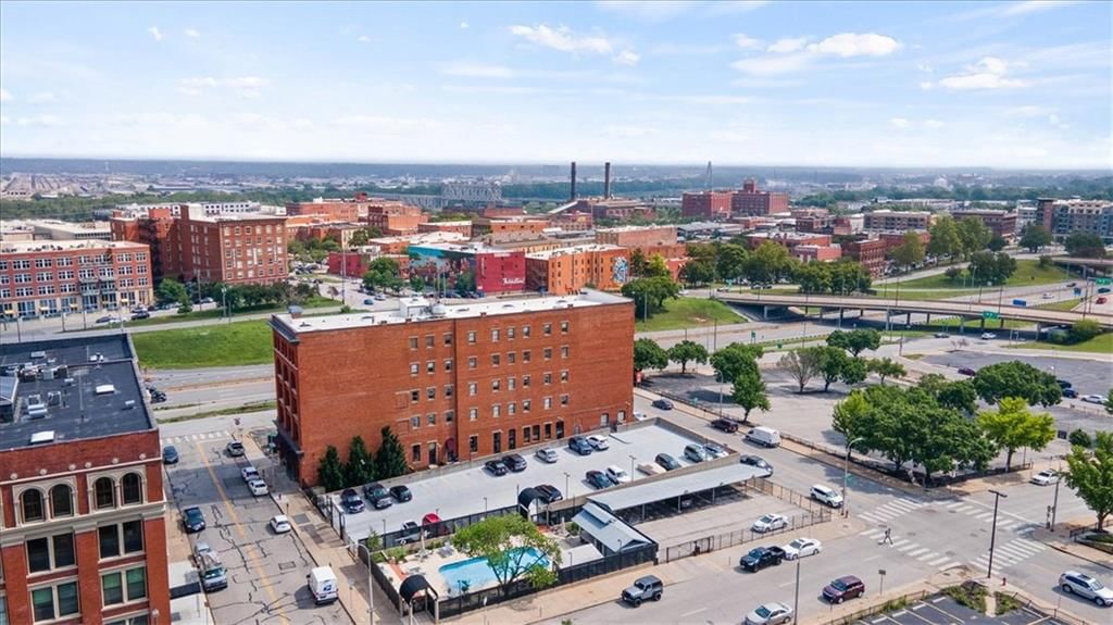 609 Central Street, Kansas City, MO: listing photo 3