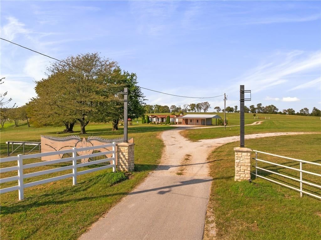 25160 W 223rd Street, Spring Hill, KS
