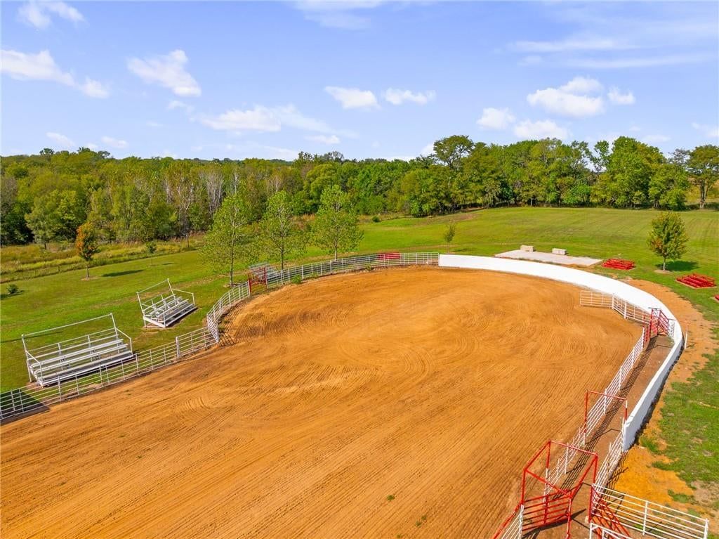 Photo 7 of 78 - 25160 W 223rd Street, Spring Hill, KS 66083