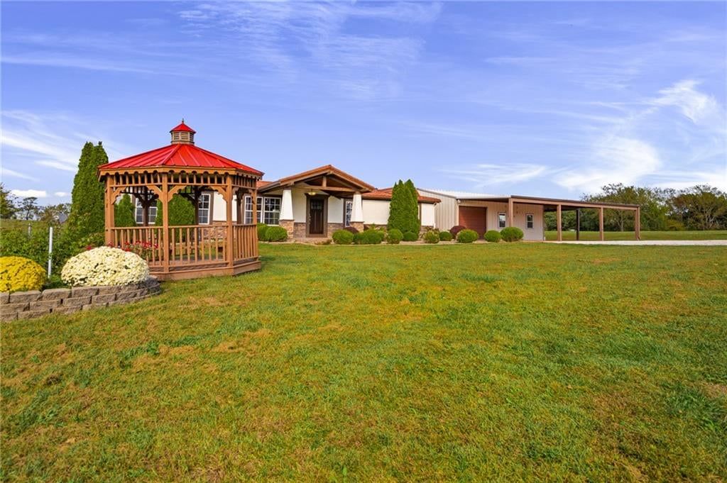 Photo 23 of 78 - 25160 W 223rd Street, Spring Hill, KS 66083