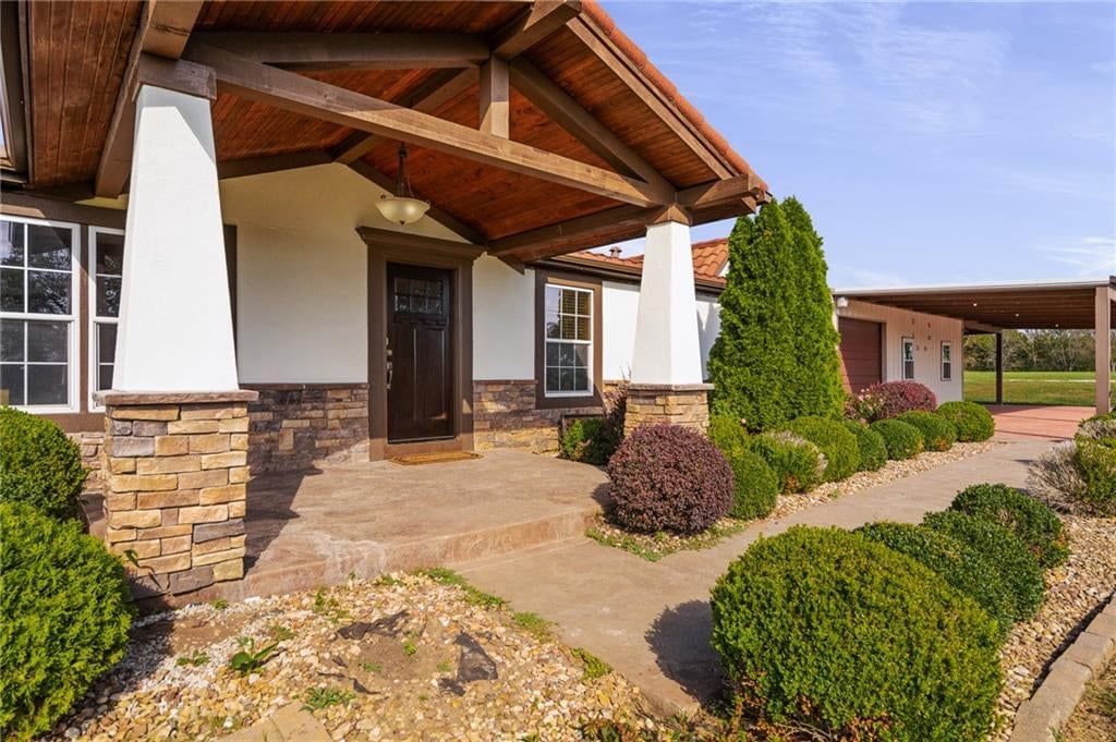 Photo 26 of 78 - 25160 W 223rd Street, Spring Hill, KS 66083