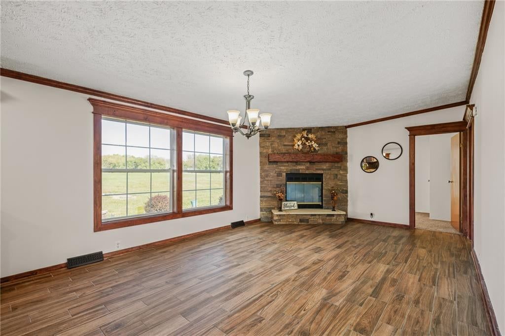 Photo 34 of 78 - 25160 W 223rd Street, Spring Hill, KS 66083