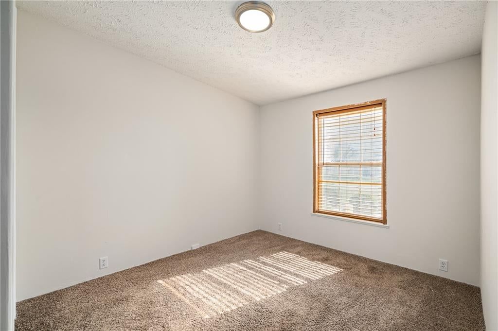 Photo 52 of 78 - 25160 W 223rd Street, Spring Hill, KS 66083