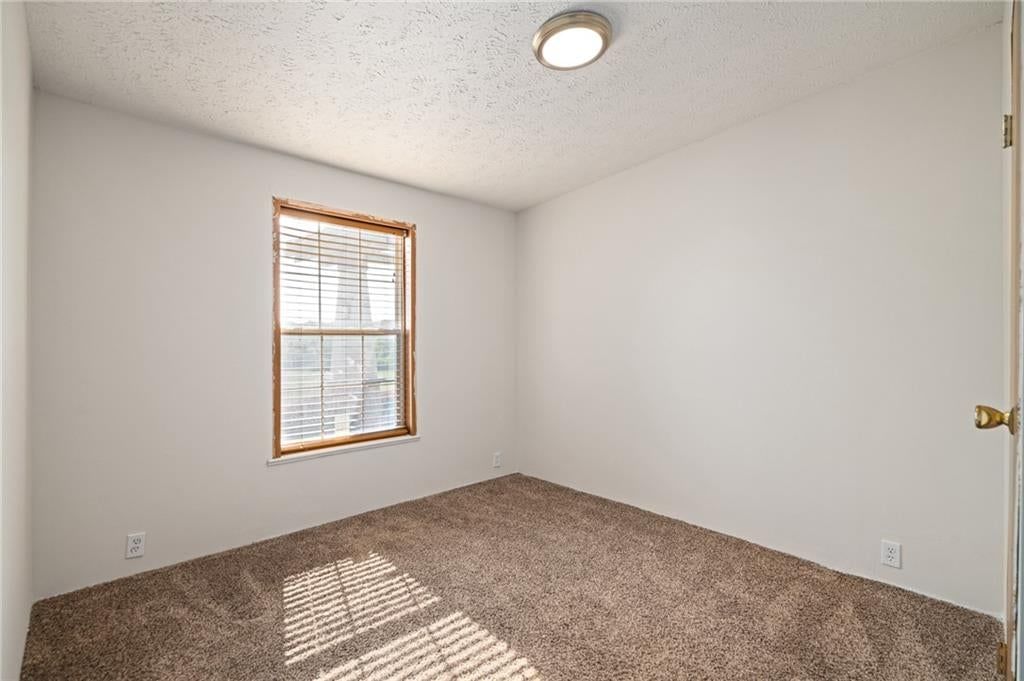Photo 55 of 78 - 25160 W 223rd Street, Spring Hill, KS 66083
