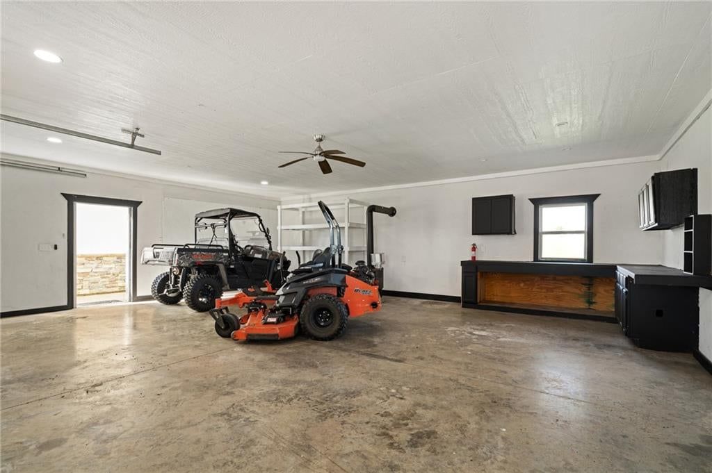 Photo 65 of 78 - 25160 W 223rd Street, Spring Hill, KS 66083