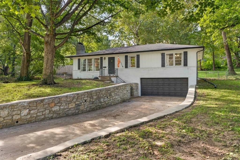 9516 Wyandotte Street, Kansas City, MO: listing photo 2