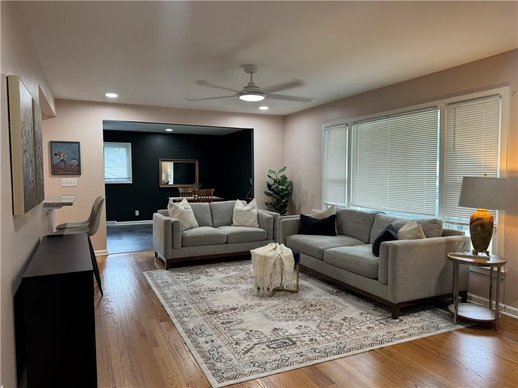 1210 NE Shady Lane Drive, Gladstone, MO: listing photo 3
