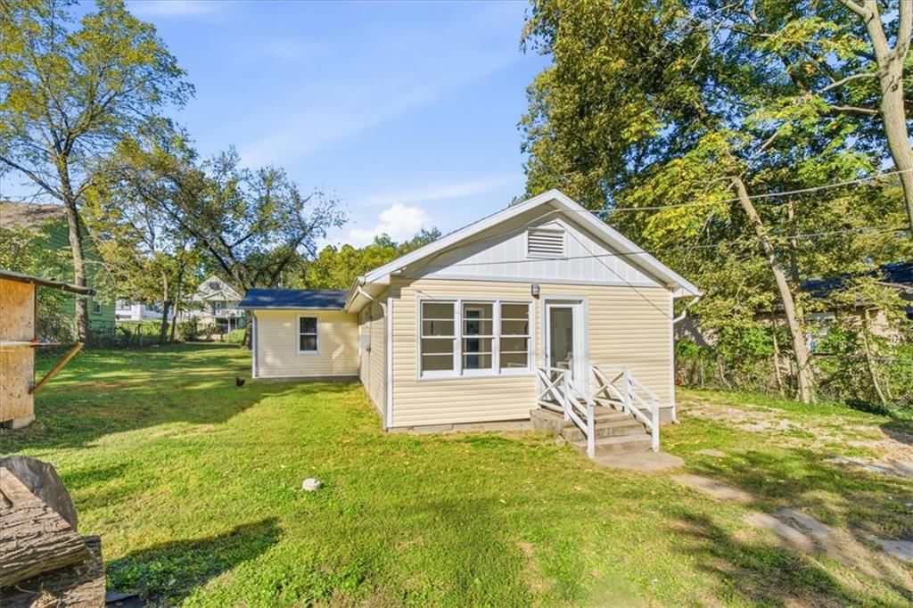 Photo 26 of 27 - 4311 Bales Avenue, Kansas City, MO 64130