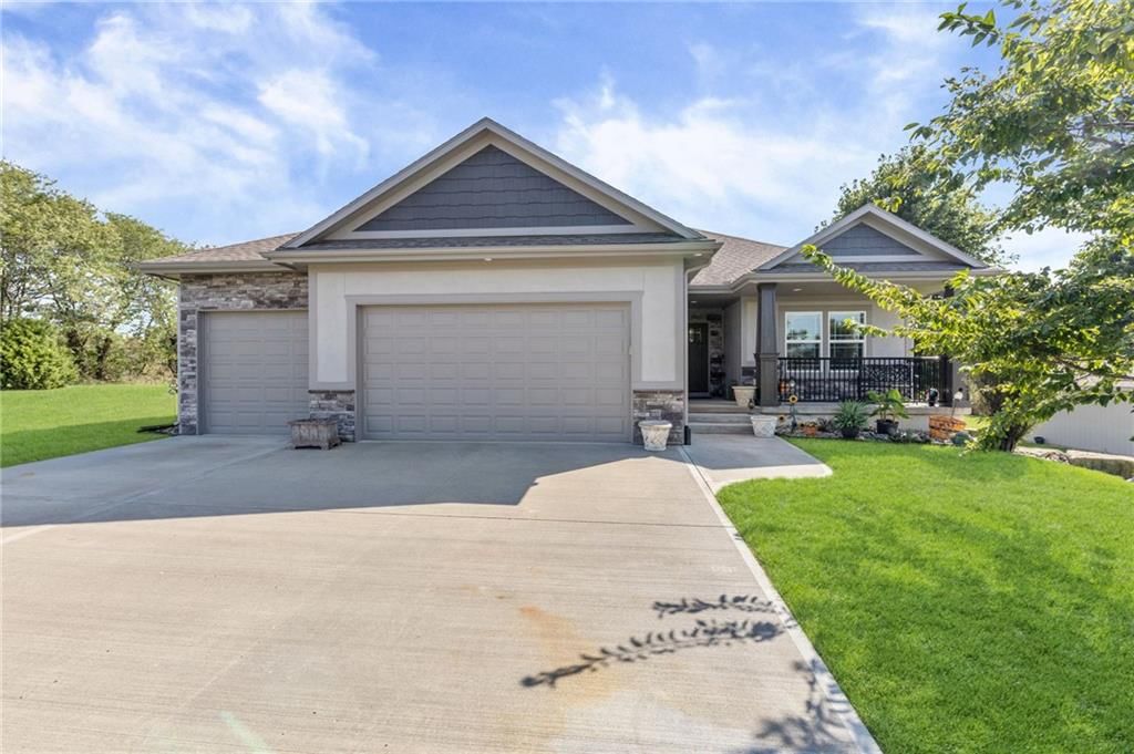 15109 Linden Court, Bonner Springs, KS