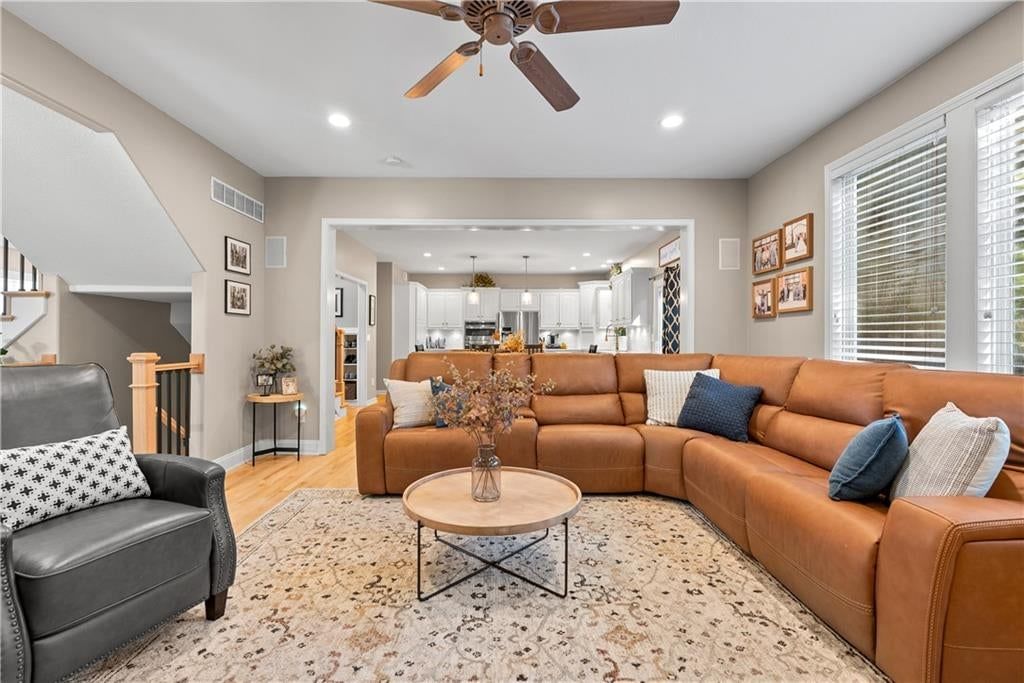 Photo 19 of 40 - 15815 E 76th Street, Kansas City, MO 64139