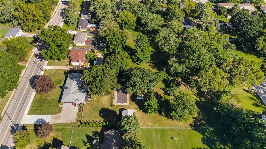 Photo 46 of 50 - 10035 W 55TH Street, Merriam, KS 66203