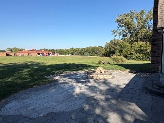 511 Mesquite Street, Olathe, KS: listing photo 2