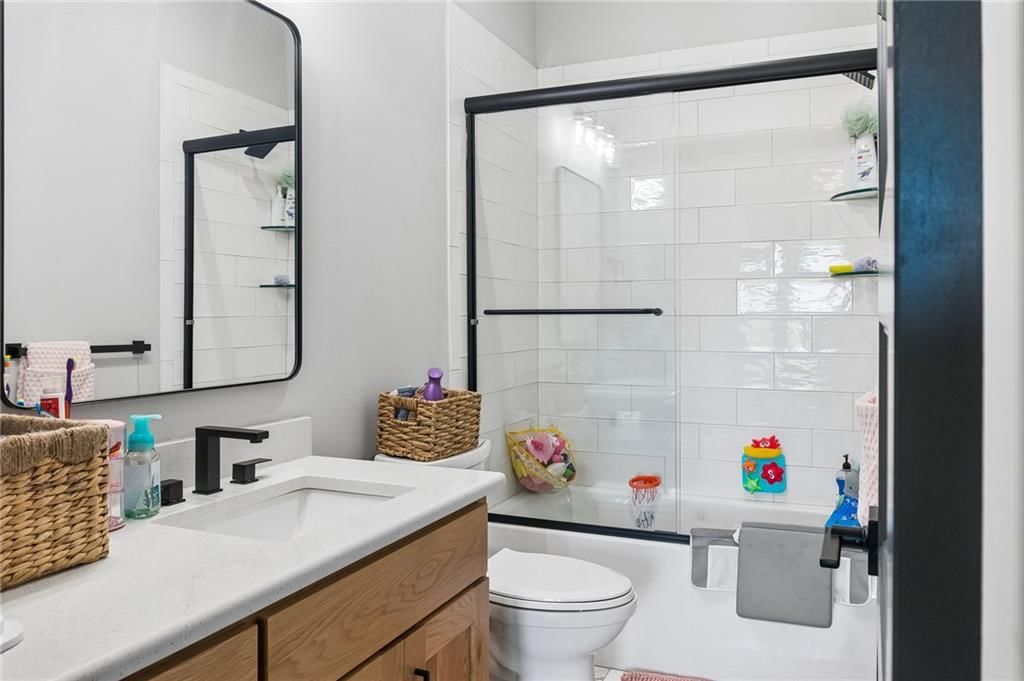 Photo 23 of 48 - 12804 NE 117th Street, Kearney, MO 64060