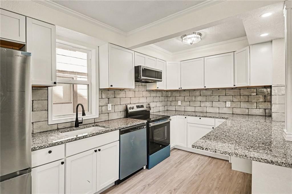 3600 Windsor Avenue, Kansas City, MO: listing photo 3