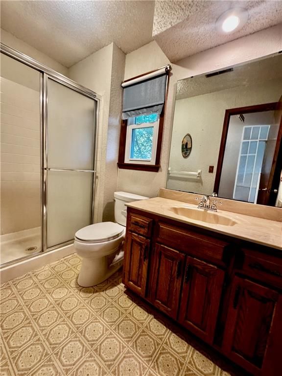Photo 20 of 34 - 532 N Persimmon Drive, Olathe, KS 66061