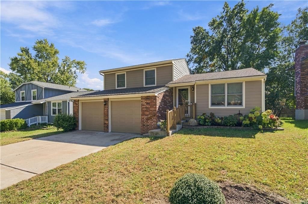 16605 W 125th Street, Olathe, KS: listing photo 2