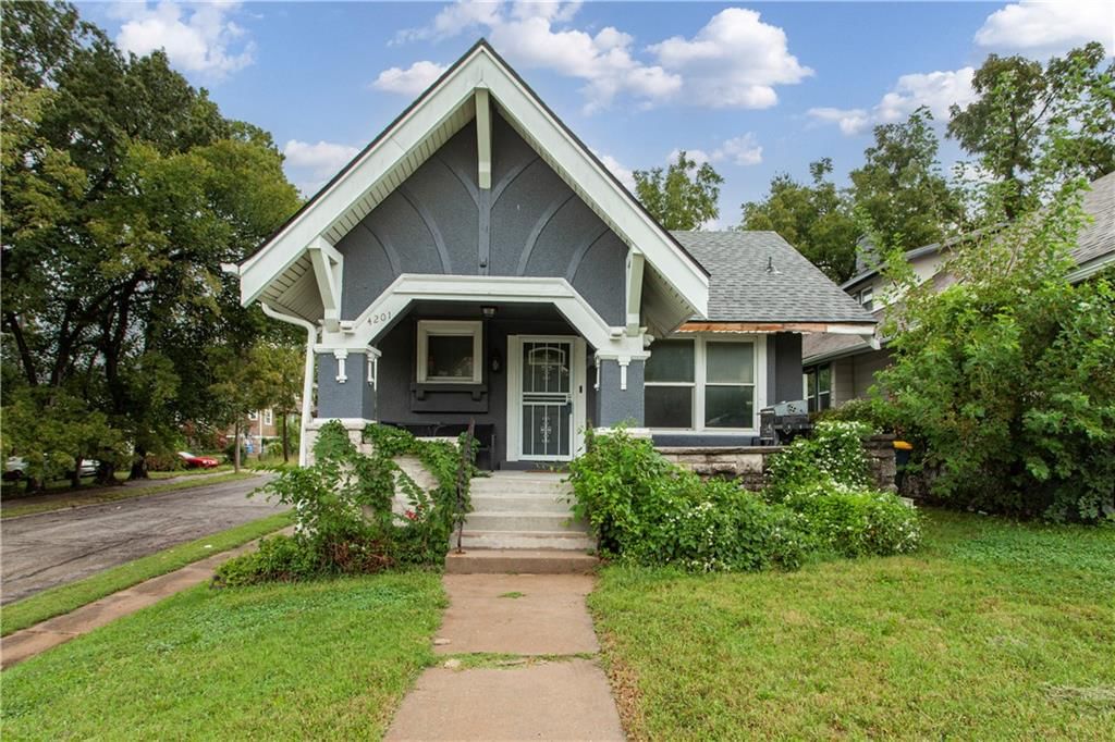 4201 Prospect Avenue, Kansas City, MO: listing photo 2
