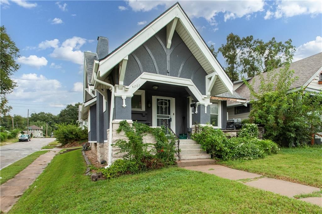 4201 Prospect Avenue, Kansas City, MO: listing photo 3
