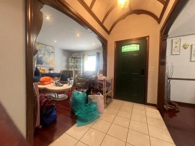 Photo 5 of 34 - 7700 E 127 Place, Grandview, MO 64030
