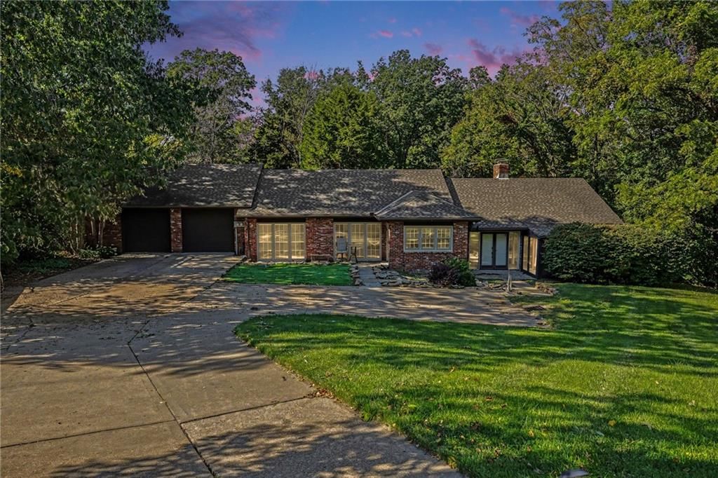 28806 E Beth Court, Grain Valley, MO