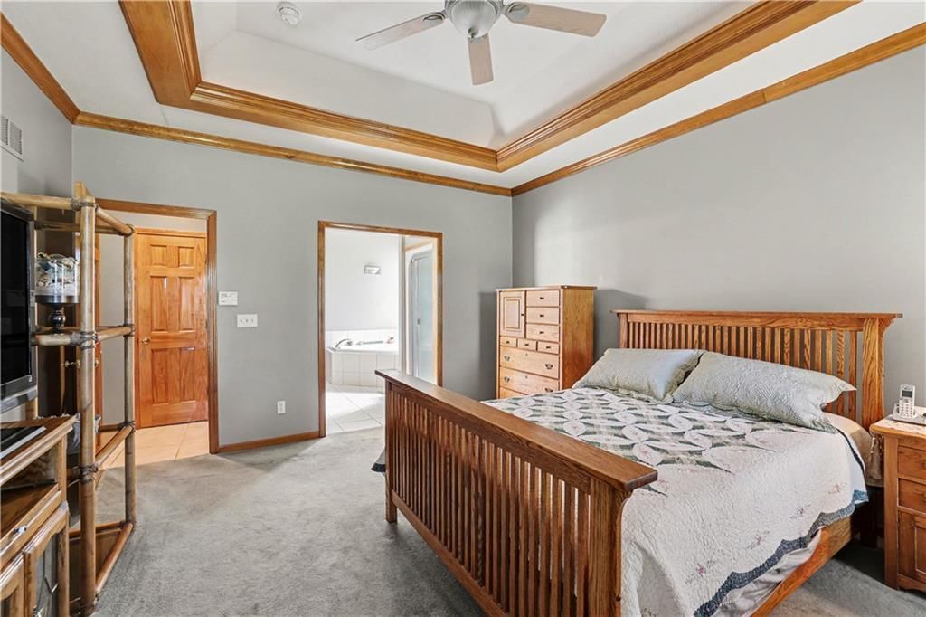 Photo 19 of 37 - 14891 142nd Street, Bonner Springs, KS 66012
