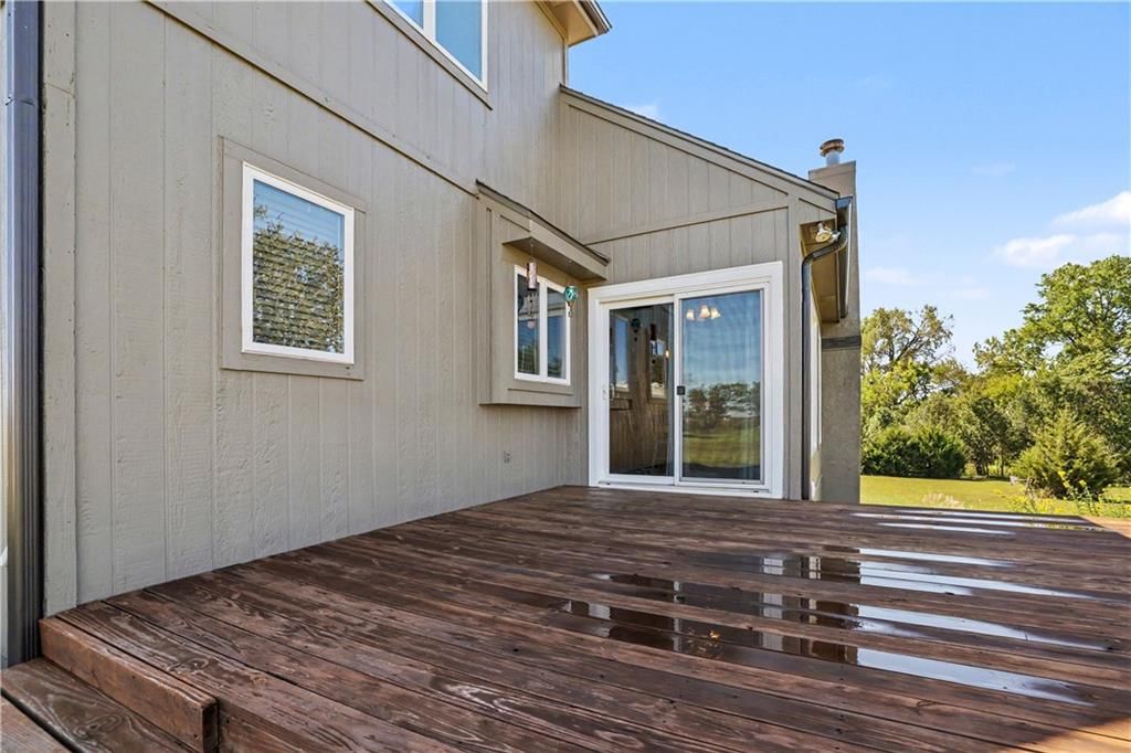 Photo 34 of 37 - 14891 142nd Street, Bonner Springs, KS 66012