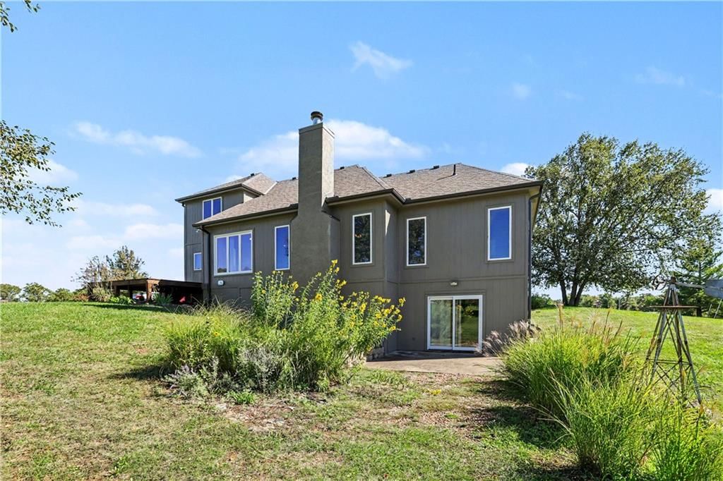Photo 36 of 37 - 14891 142nd Street, Bonner Springs, KS 66012
