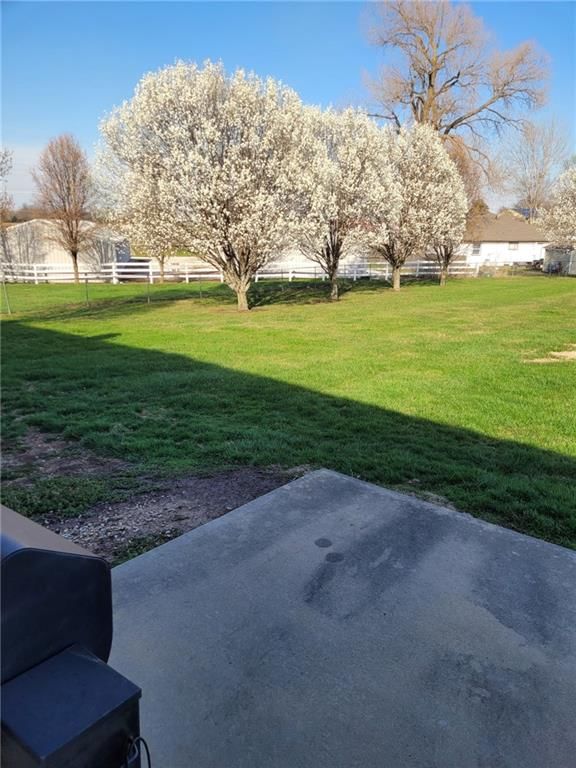 Photo 43 of 43 - 806 Orchid Street, Garden City, MO 64747