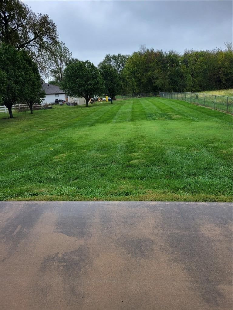 Photo 37 of 43 - 806 Orchid Street, Garden City, MO 64747