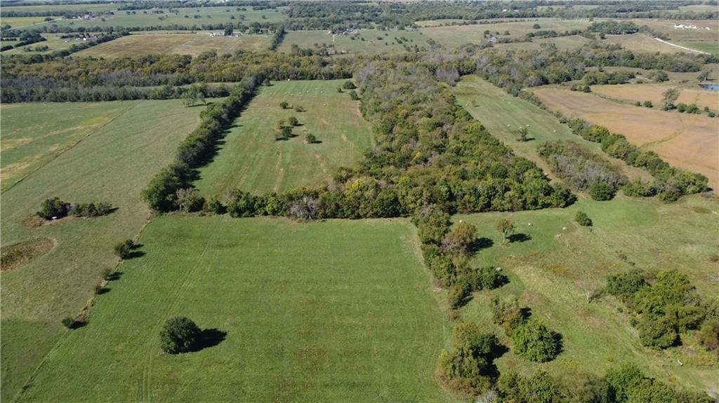 35356 Mission Belleview Road, Louisburg, KS