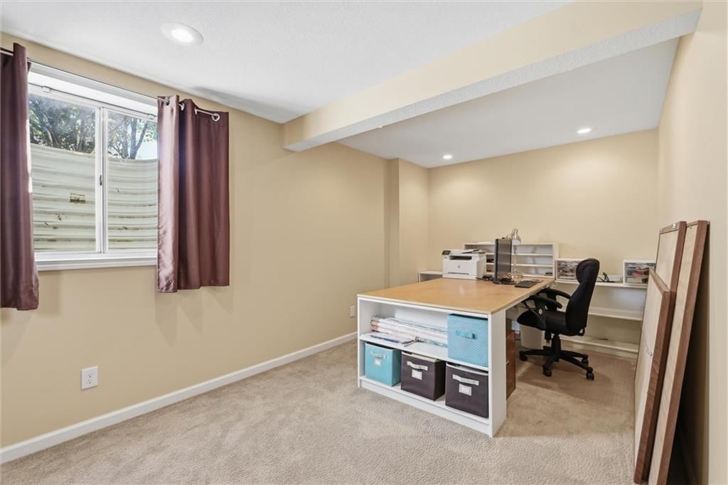Photo 22 of 35 - 27423 New Lancaster Road, Louisburg, KS 66053