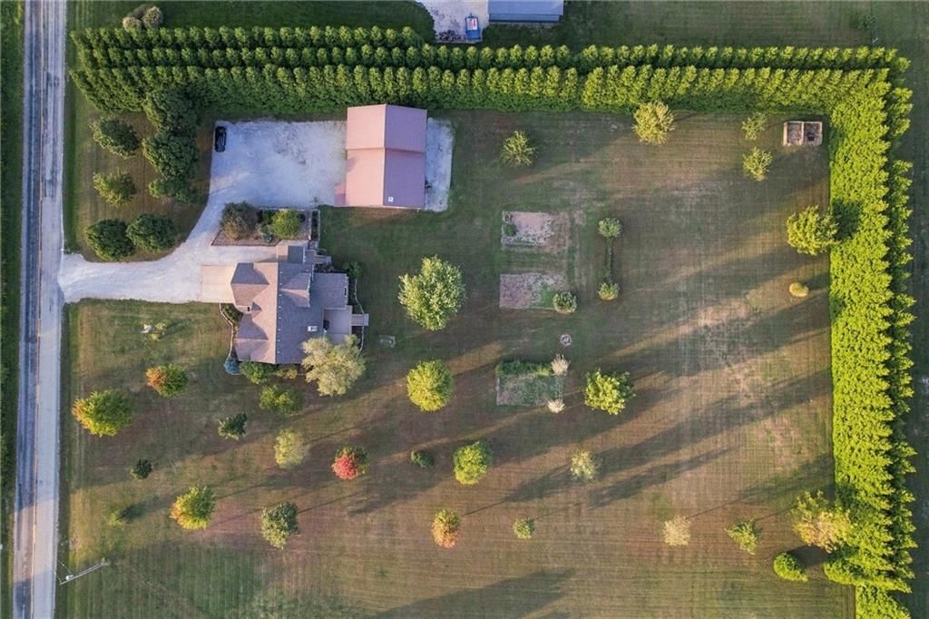 Photo 35 of 35 - 27423 New Lancaster Road, Louisburg, KS 66053