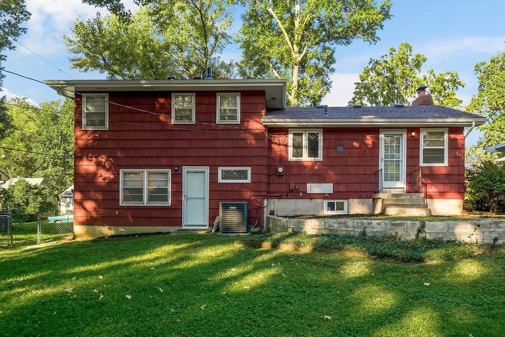 Photo 19 of 19 - 7719 Howe Drive, Prairie Village, KS 66062