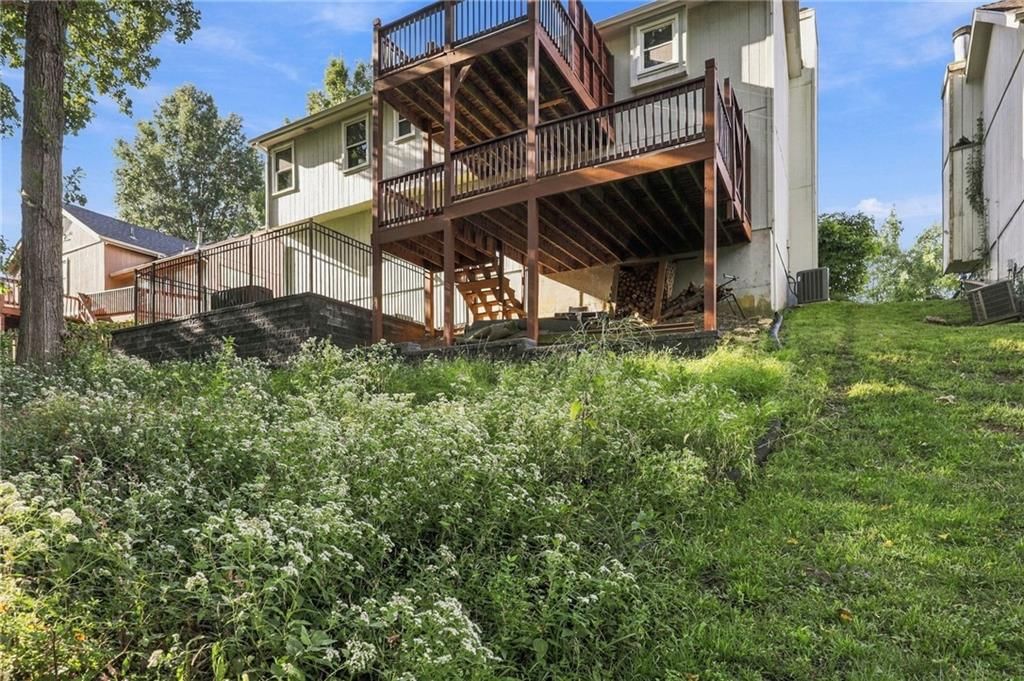 Photo 10 of 33 - 9504 NW 87th Terrace, Kansas City, MO 64153