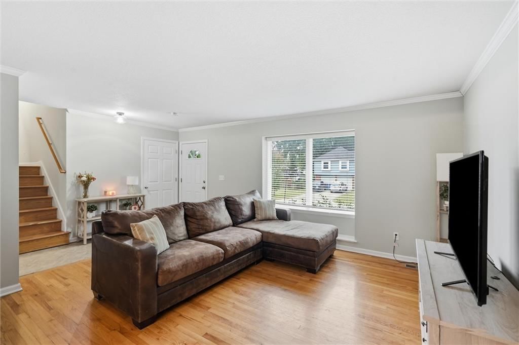 8108 W 96th Terrace, Overland Park, KS: listing photo 2