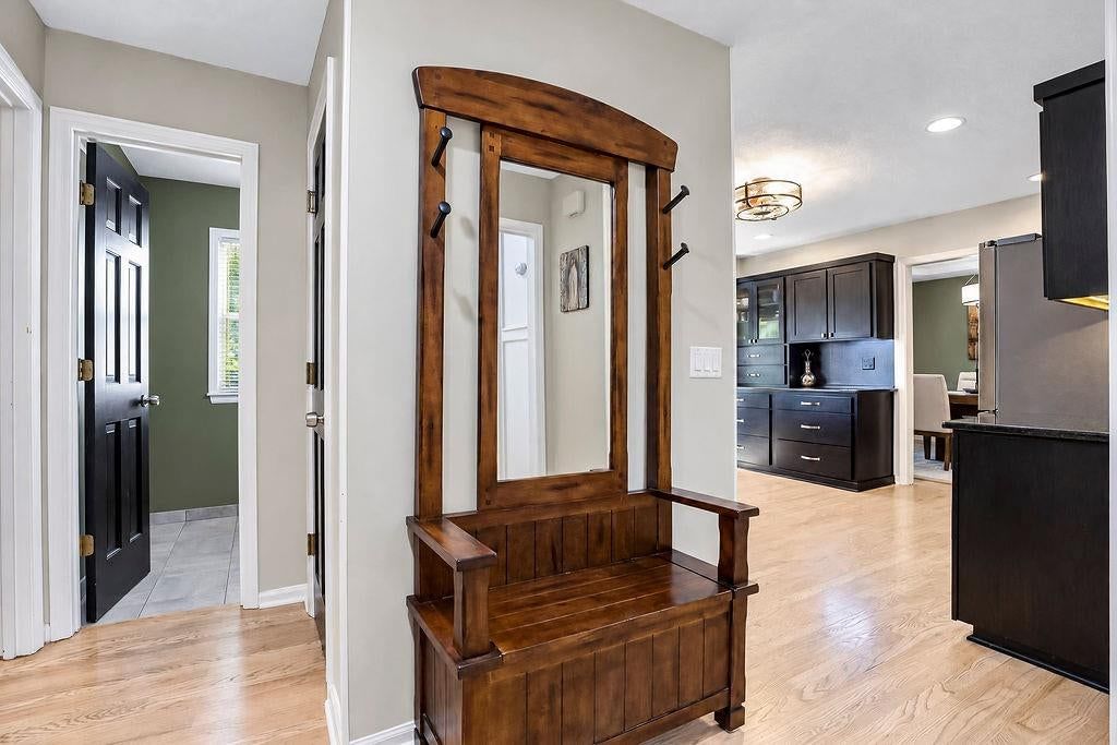 18401 W 114th Terrace, Olathe, KS: listing photo 2